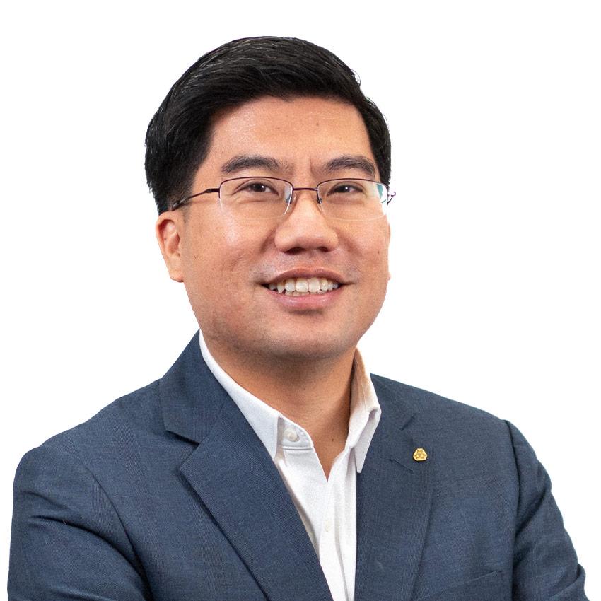 Portrait of Dennis Chi